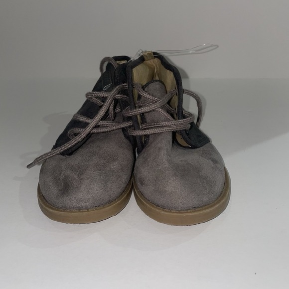Sueded Desert Boots For Toddler‎ Old Navy Size 9 - Picture 2 of 6